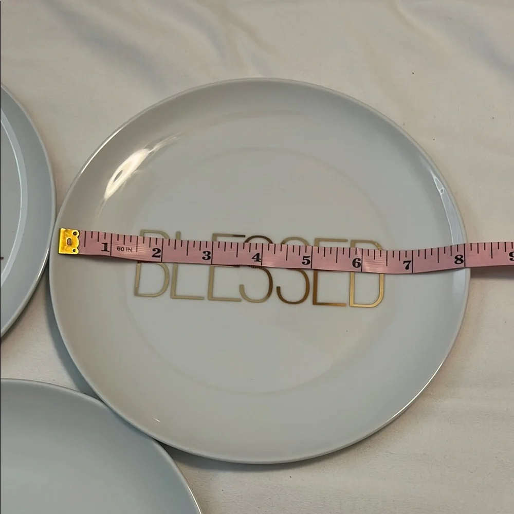 ❤️❤️❤️Pier 1 White and Gold Inspirational Dinnerware Set